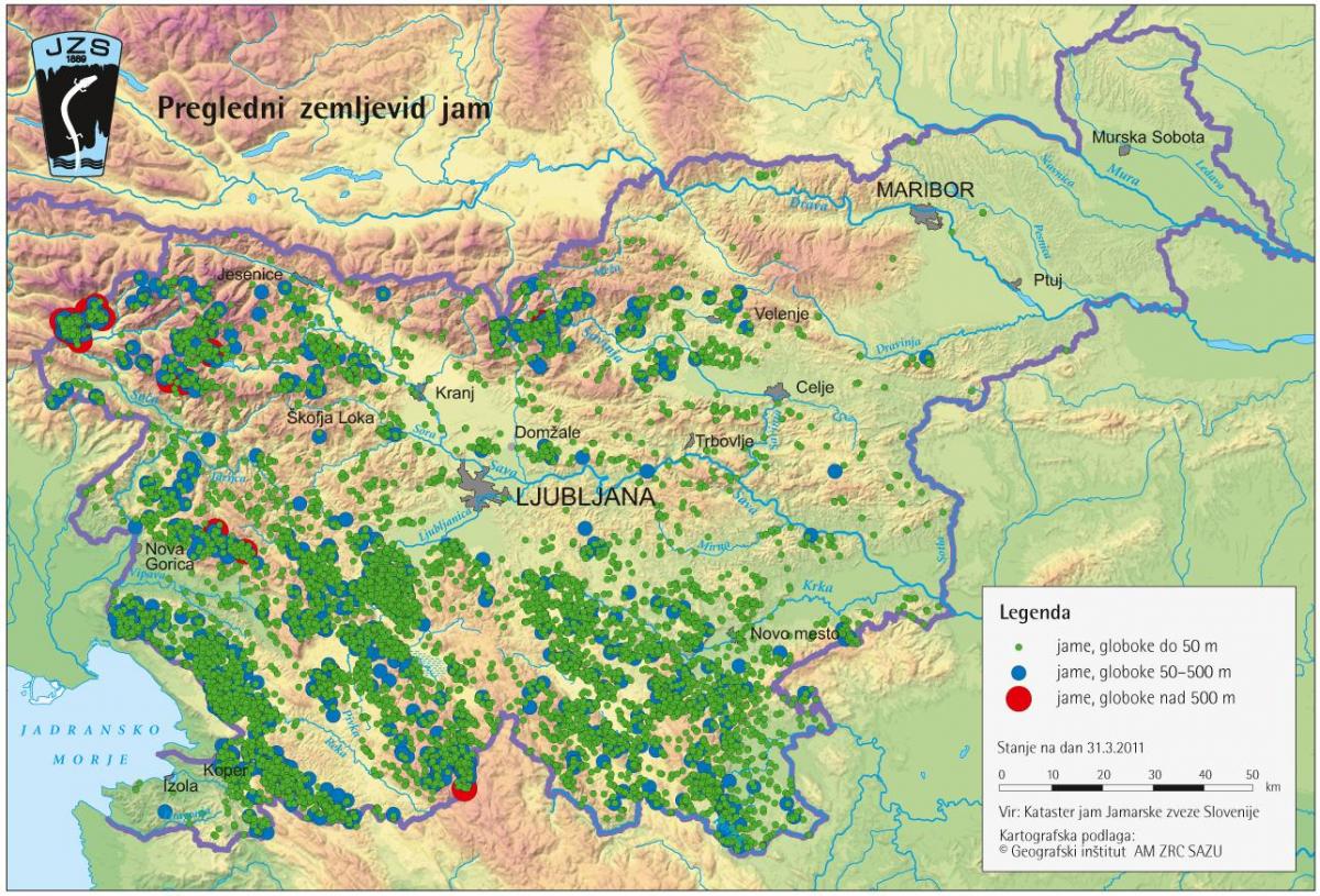Kort af grotterne i Slovenien